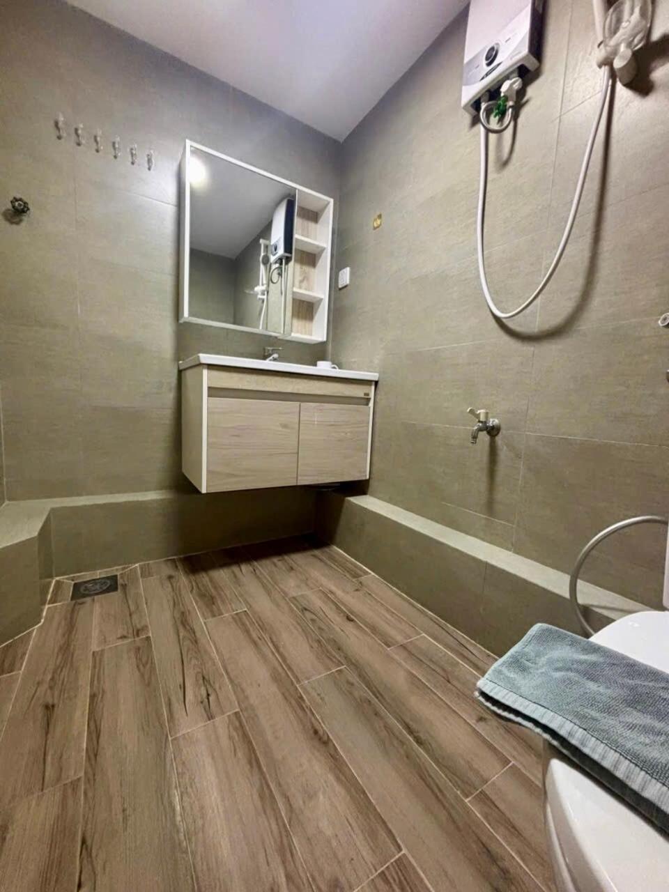 Heart Of D1 Iconic View Stylish 4br 15th Floor Căn hộ *