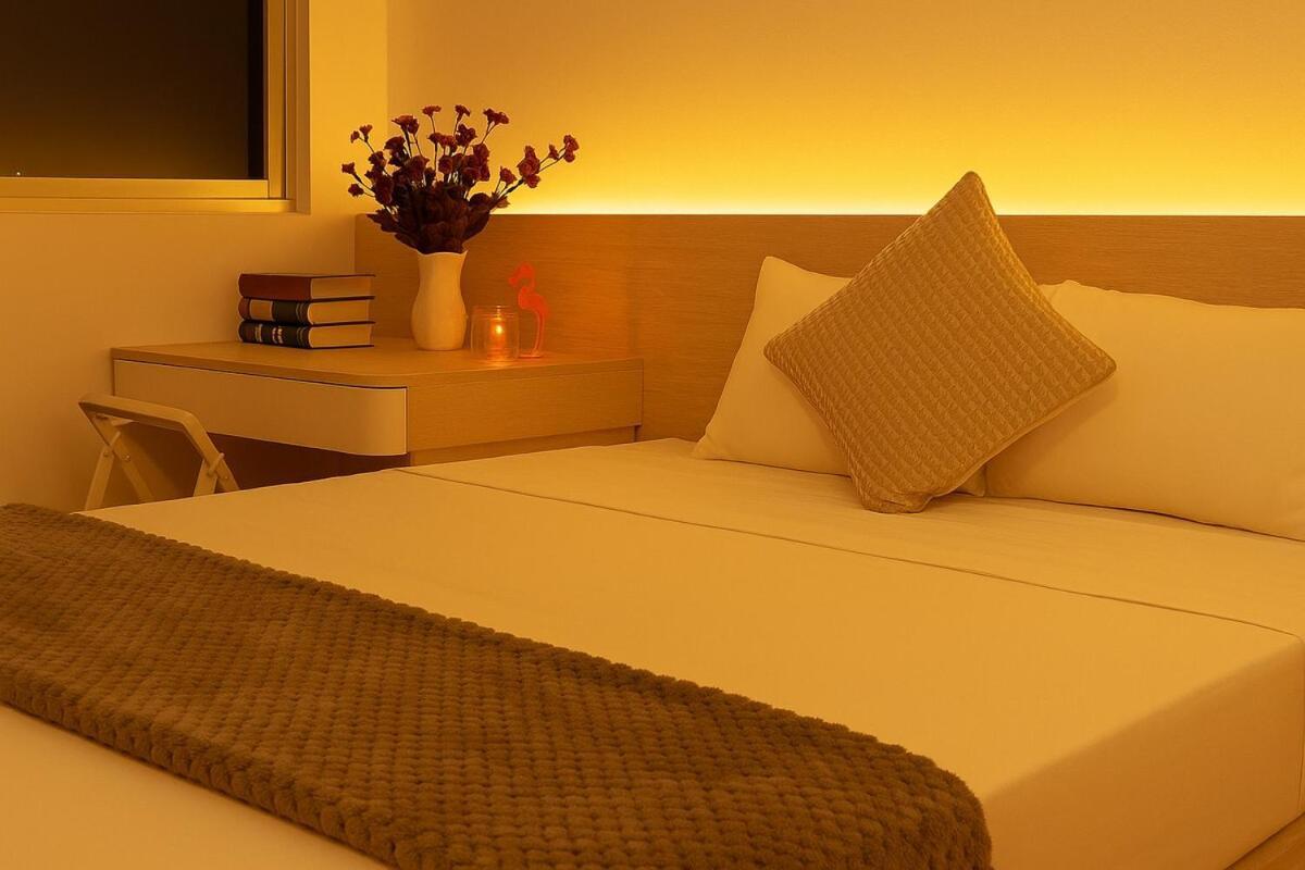 Heart Of D1 Iconic View Stylish 4br 15th Floor